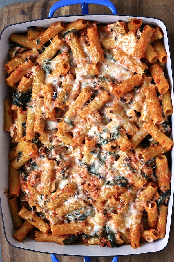 Baked Rigatoni with Spinach and Olives