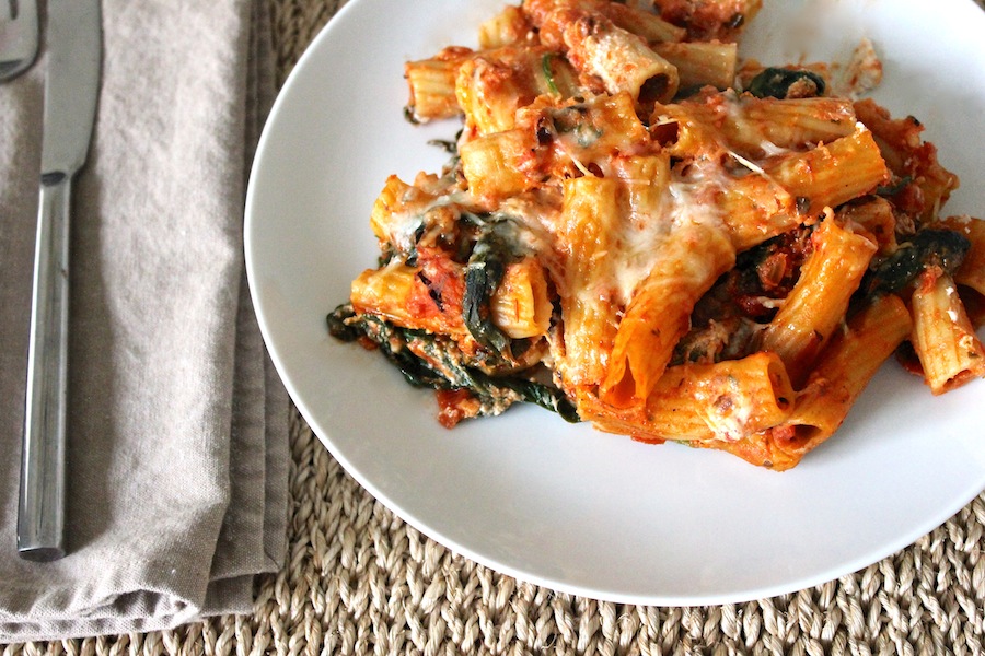 Baked Rigatoni with Spinach and Olives