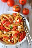 Pasta with fresh tomato sauce and mozzarella